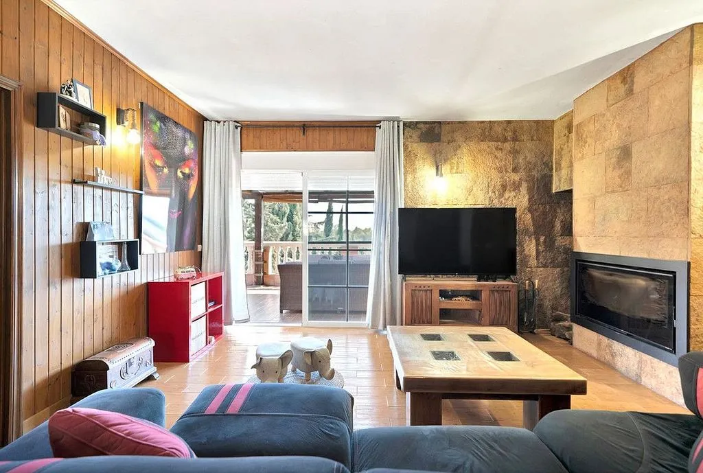 Elutuba - Chalet with Pool in La Milla de Oro, Marbella