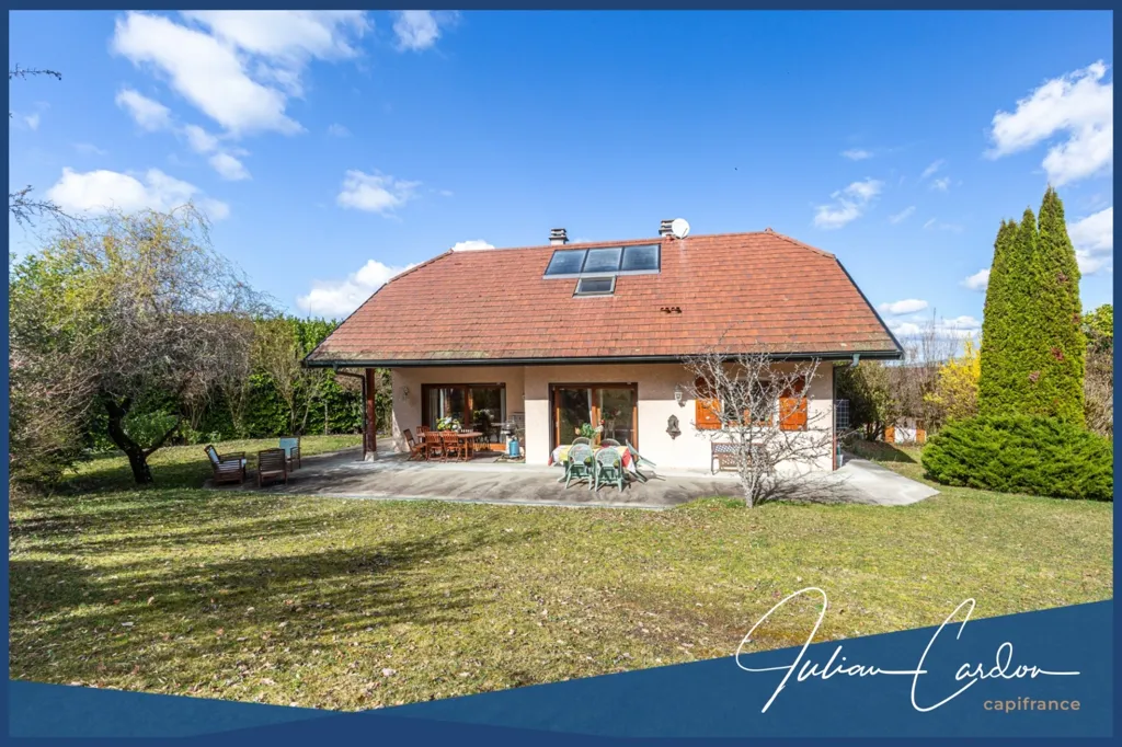 Extérieur - Maison d'Architecte avec Terrasse à Cuvat