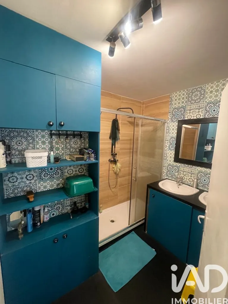 Bagni - Spacious 4-Piece Flat with Balcony in Rezé