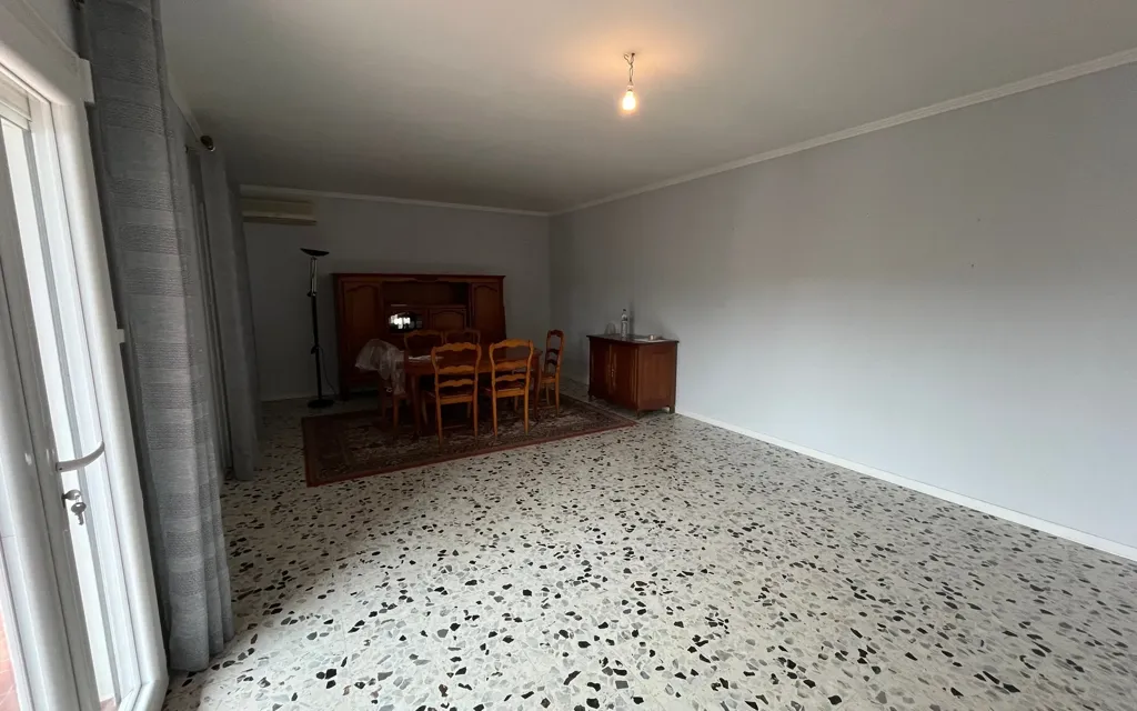 Salle à manger - Maison avec Jardin et Terrasse à Lunel