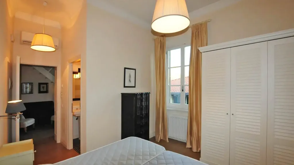 Appartement 3 pièces à IT