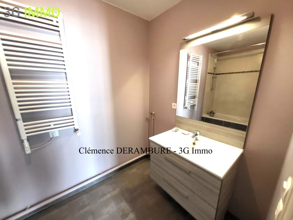 Salles de bain - Appartement F2 en Centre-ville à L’Isle-Adam