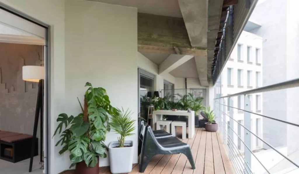 Balcon - Loft Moderne Meublé avec Terrasse à Bruxelles