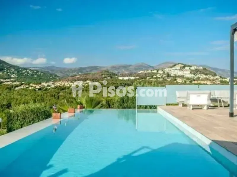 Piscine - Modern Villa with Panoramic Views in Calpe