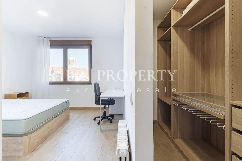 Chambres - Apartment with Balcony and A/C in El Mercat, Valencia