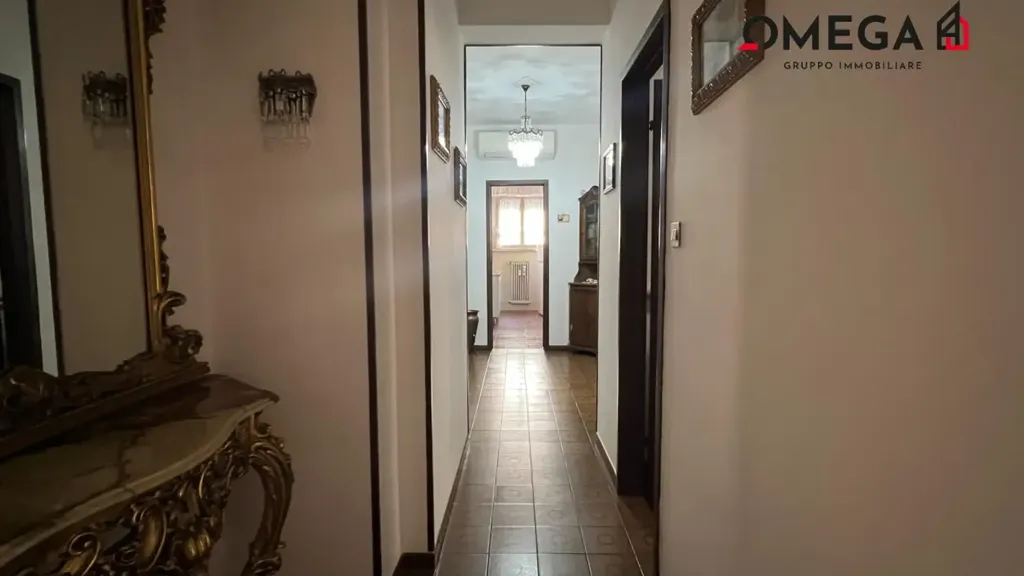 hallway_entrance