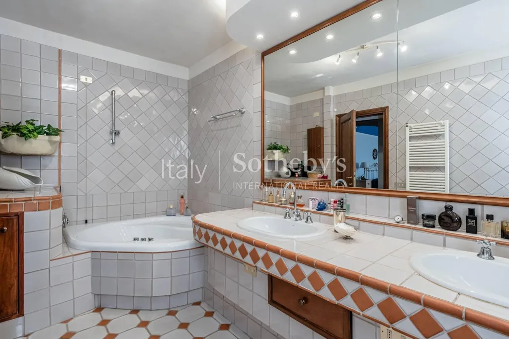 Salles de bain - Tuscan Farmhouse with Panoramic View near Lucca
