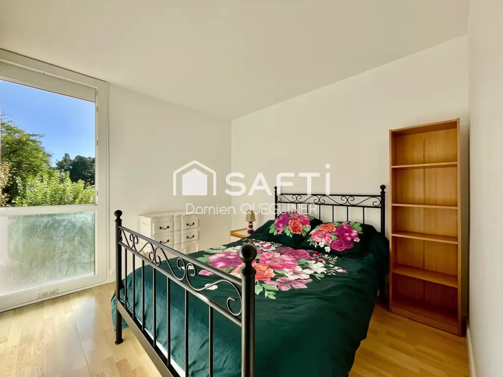 Chambres - Appartement avec Balcon dans le Quartier de l'Aiguillon