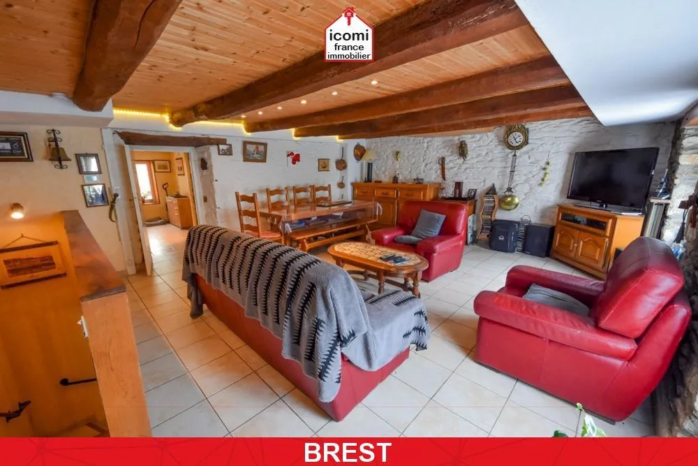 Soggiorno - City House with Garden in Brest