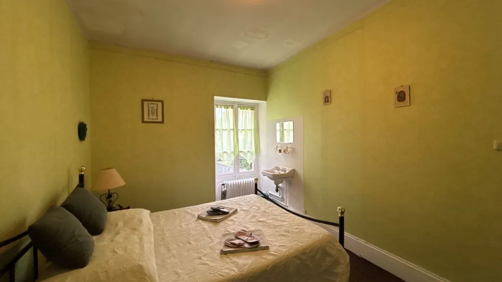 Camere da letto - 8-Bedroom House with Large Garden in Prémery