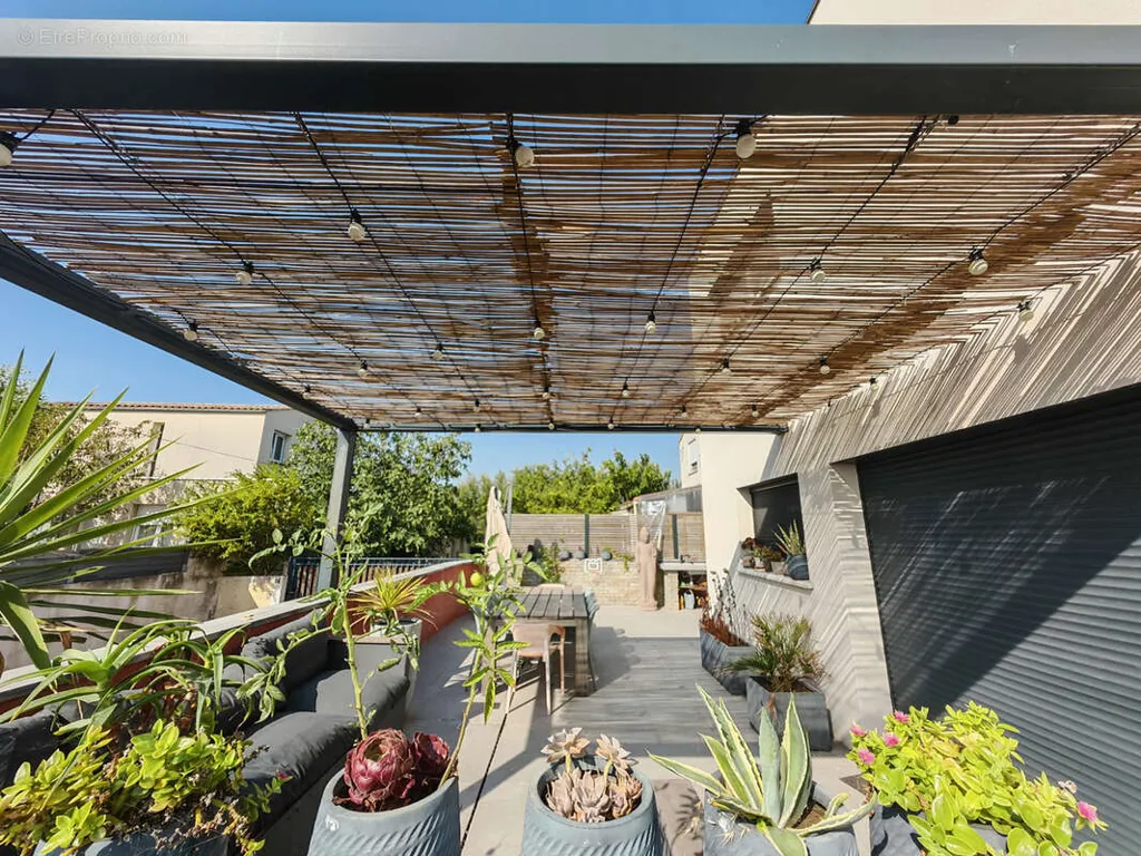 Terrass - Modern Villa with Garden near Frontignan-Plage