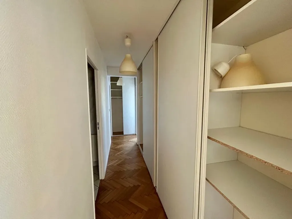 Stanze - Bright 3-Bed Apartment with Balcony in Palaiseau