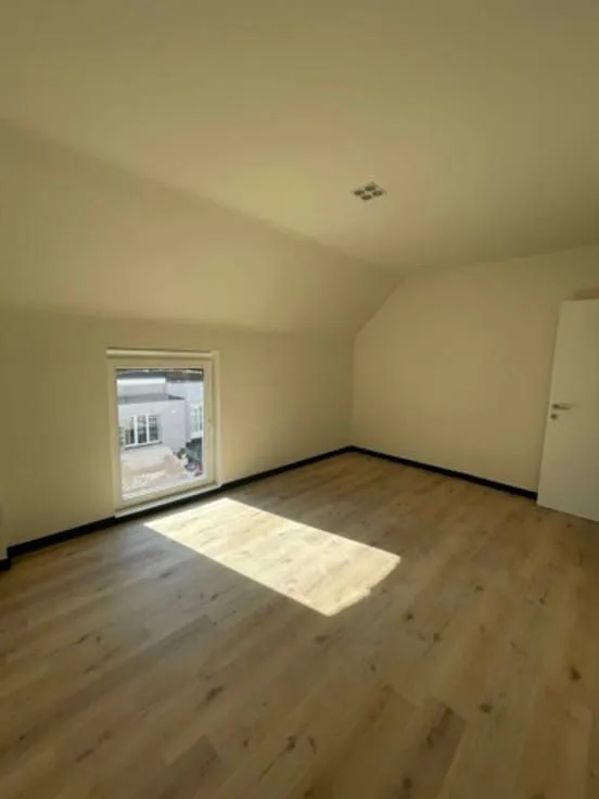 Maison Rénovée avec Terrasse à Orientation Ouest