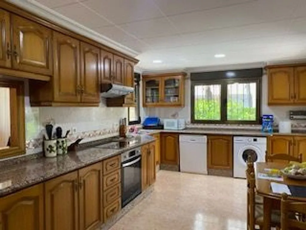 Cuisine - Chalet with Sea View and Pool in Cap Blanc, Cullera