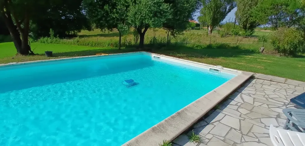 Piscine - Maison en Pierre avec Piscine à Gageac-et-Rouillac