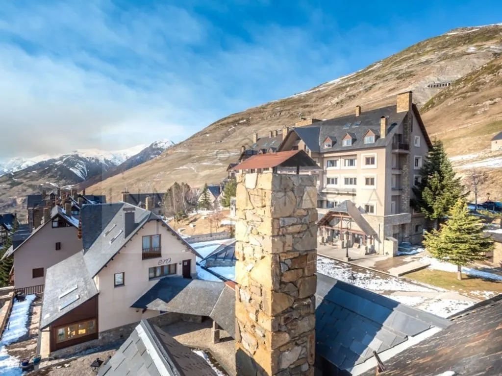 Välivaade - Luxury Duplex with Ski Access in Tanau