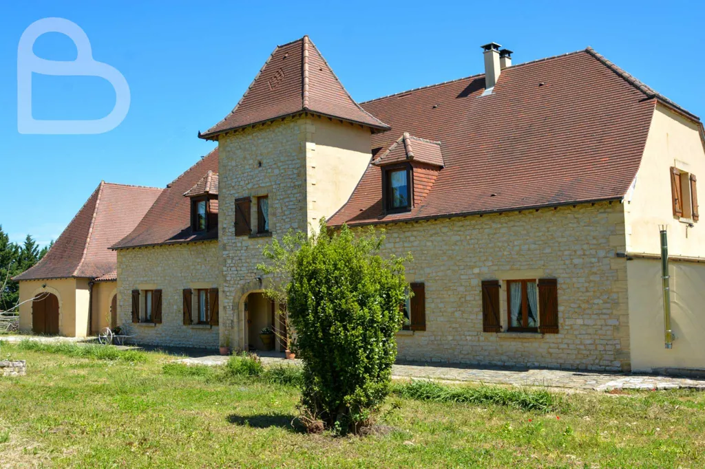 Esterno - Spacious Villa with Equestrian Potential in Gourdon