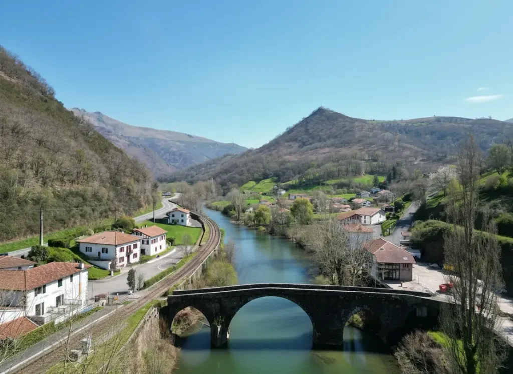 Charming House with Mountain View in Bidarray