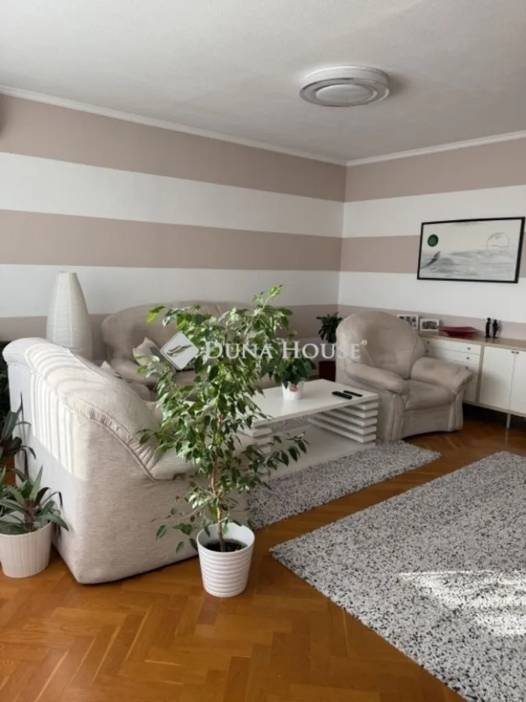 Living Room - Modern Flat with Balcony in Budapest XVI