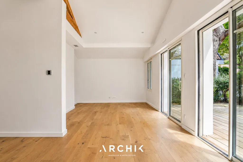 Esik - Traditional Villa with Garden in Arcachon