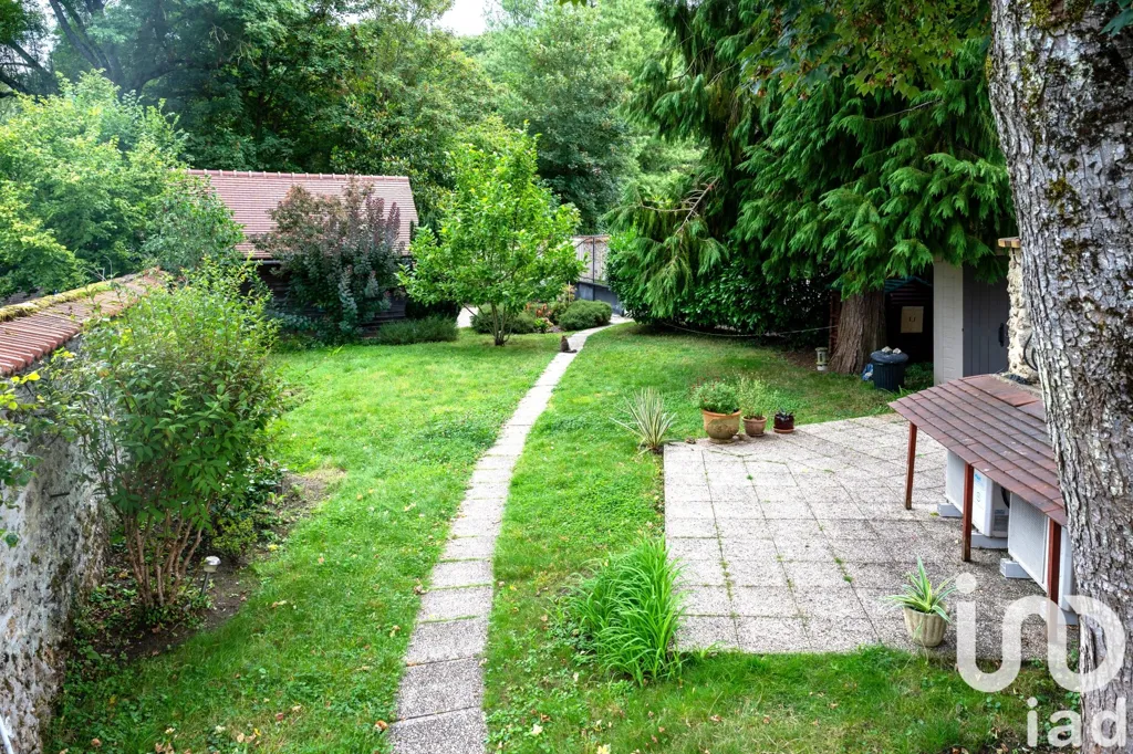 Jardin - Maison de Village avec Jardin à Senlisse