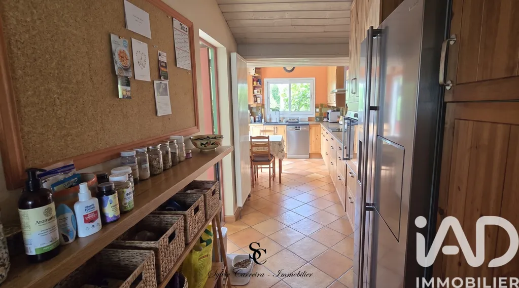 Buanderie - Maison Atypique avec Terrasse à Palaiseau