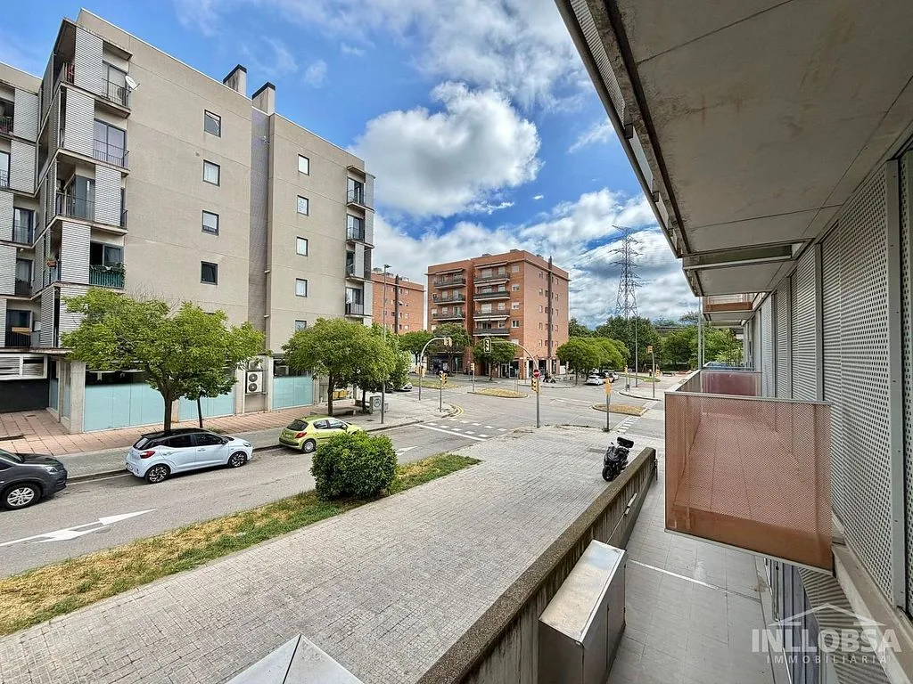 Balcon - Modern Flat with Balcony on Ctra. Santpedor - Bases de Manresa