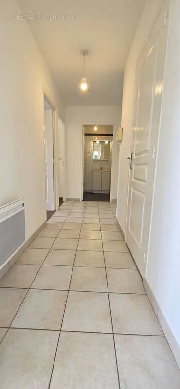 Esik - Renovated Apartment with Terrace in Port Vicinity