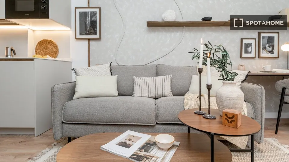 Soggiorno - 1-Bedroom Apartment with Balcony in Lista, Madrid