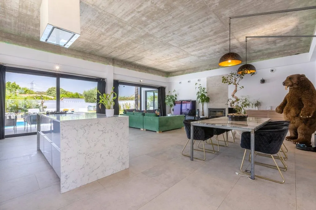 Living Room - Detached House with Pool in Guadacorte, Andalusia