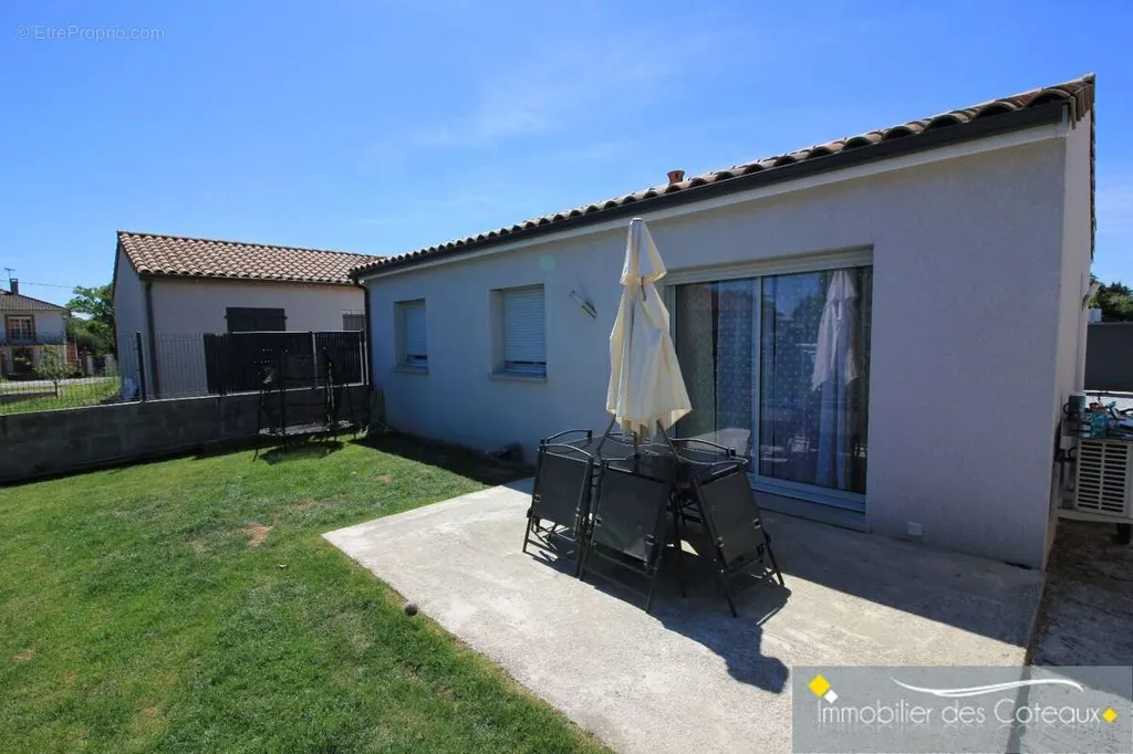 Terrasse - Maison de Plain-Pied avec Jardin à Venerque