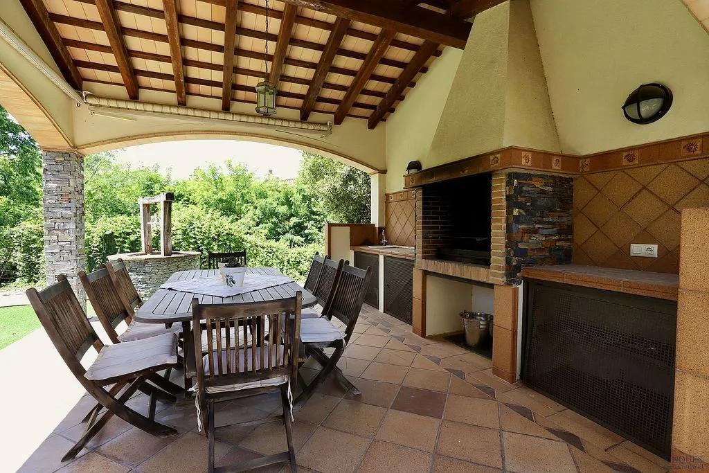 Terrasse - Villa with Pool and Buildable Plot in Caldes de Malavella