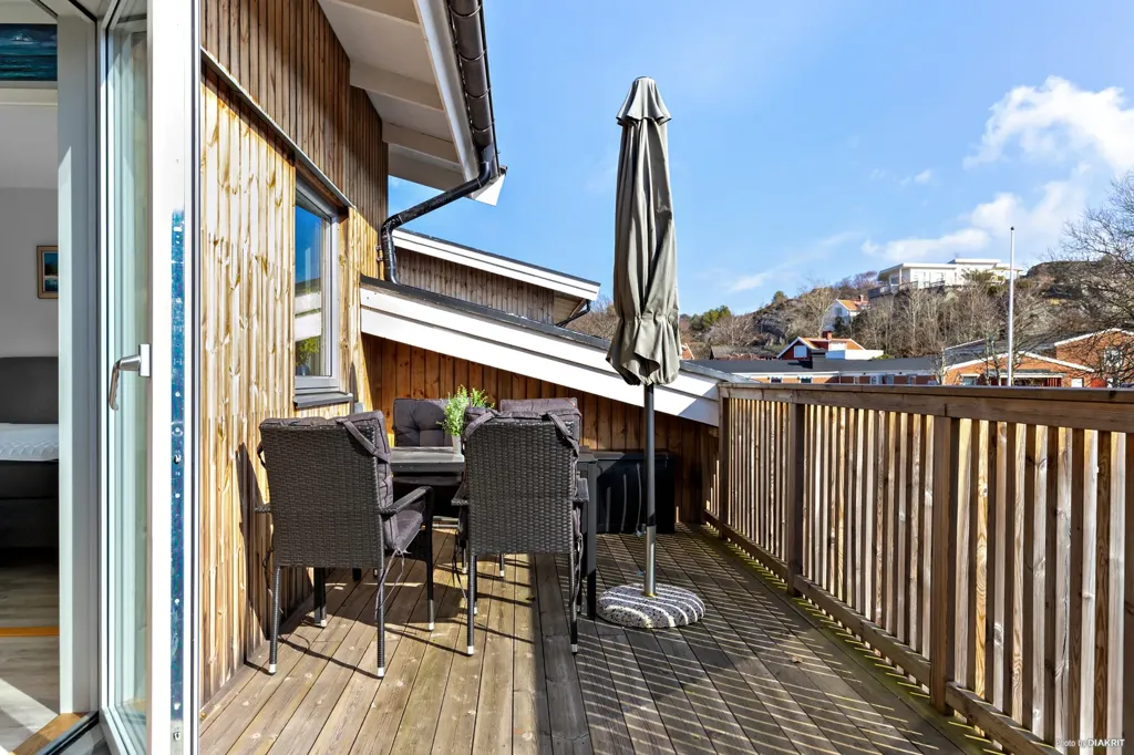 Balcon - Modern Apartment with Sea View in Ellös