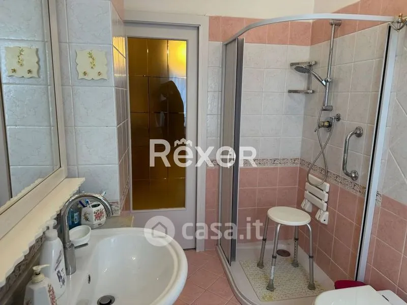 Salles de bain - Apartment with Balcony in Ascoli Piceno