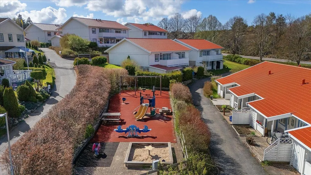 Õhuvaade - Apartment with Balcony in Central Strömstad