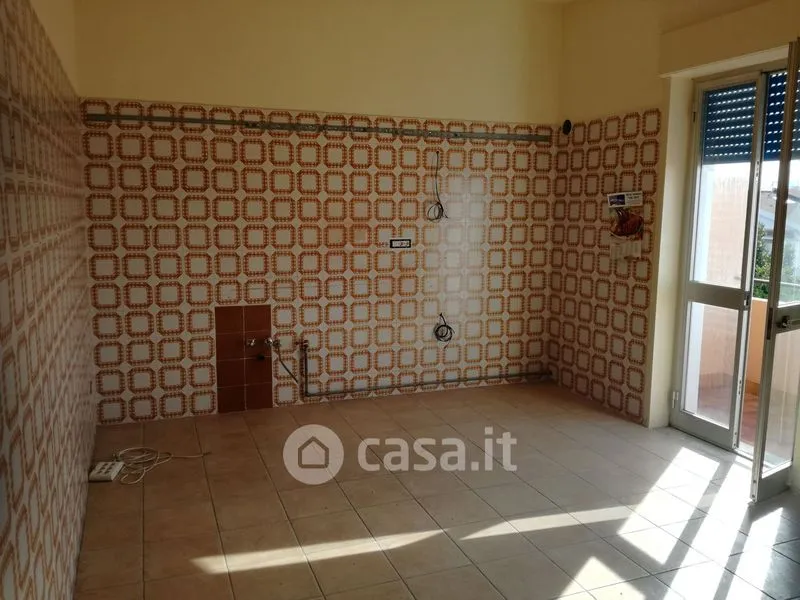 Pièces - Spacious Apartment with Balcony in Milazzo