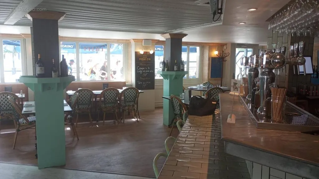 Stanze - Restaurant with Terrace on Bordeaux Quays