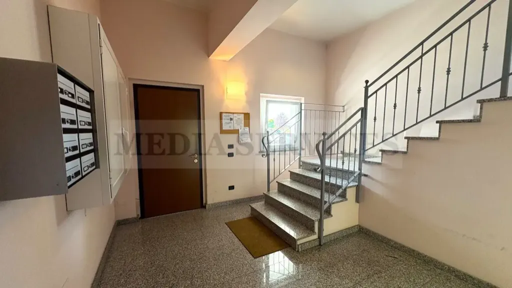Pièces - Prestigious Apartment with Balcony in Garlasco