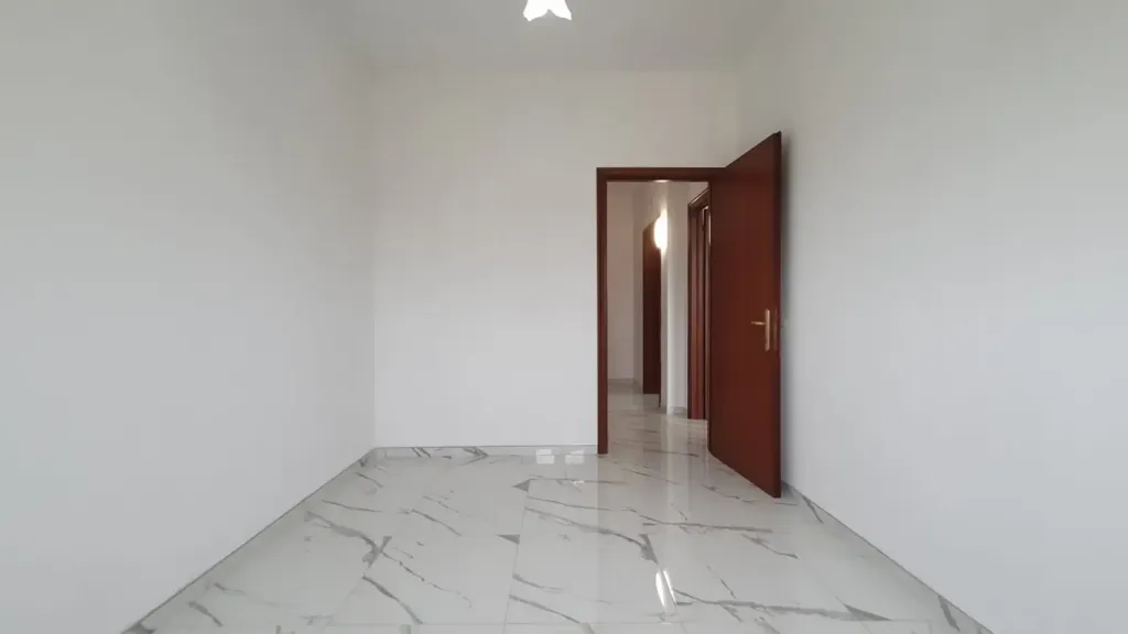 Entrée - Rustic-Style Apartment with Balcony in Mirandola