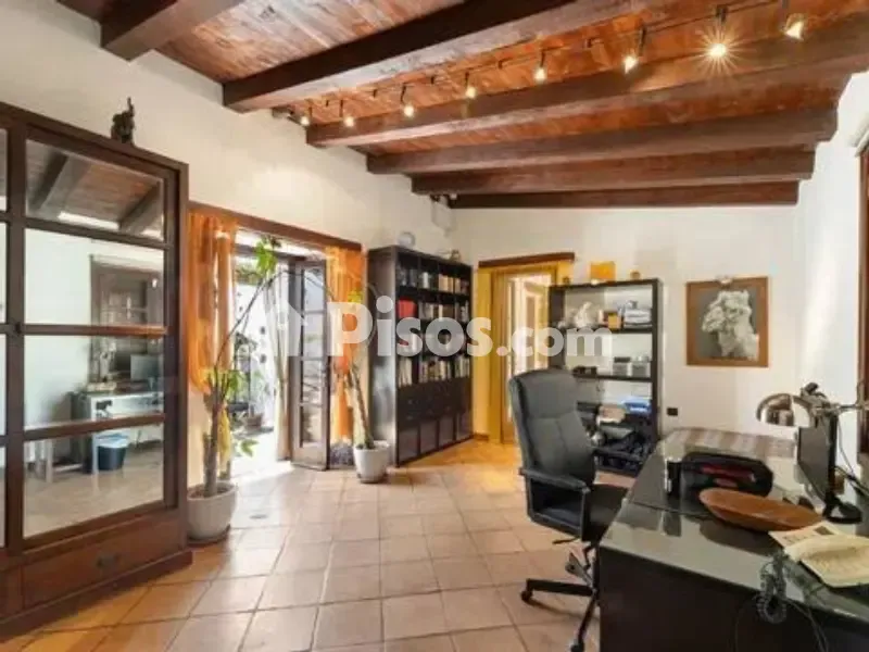 Bureau - Chalet with Traditional Canarian Style in Lanzarote