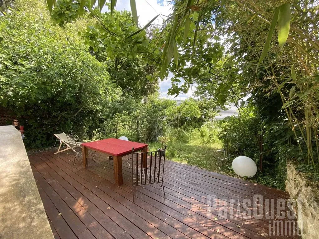 Terrasse - Maison de Luxe avec Jardin au Calme à Sèvres