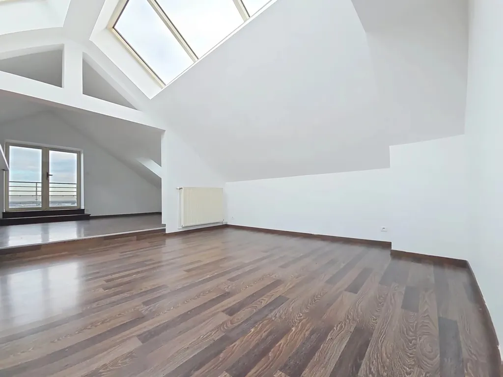 Pièces - Duplex avec Terrasse Panoramique à Laon
