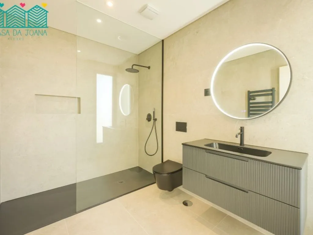 Vannitoad - Luxury House with Salt Pan View in Aveiro
