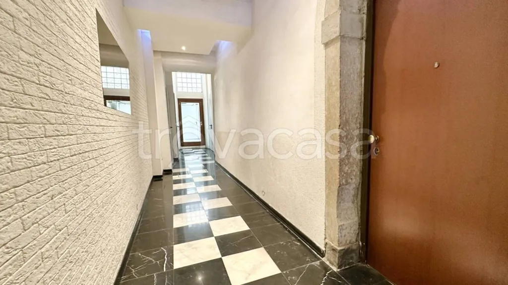 Entrée - Quadruplex with Rooftop Terrace in Trieste