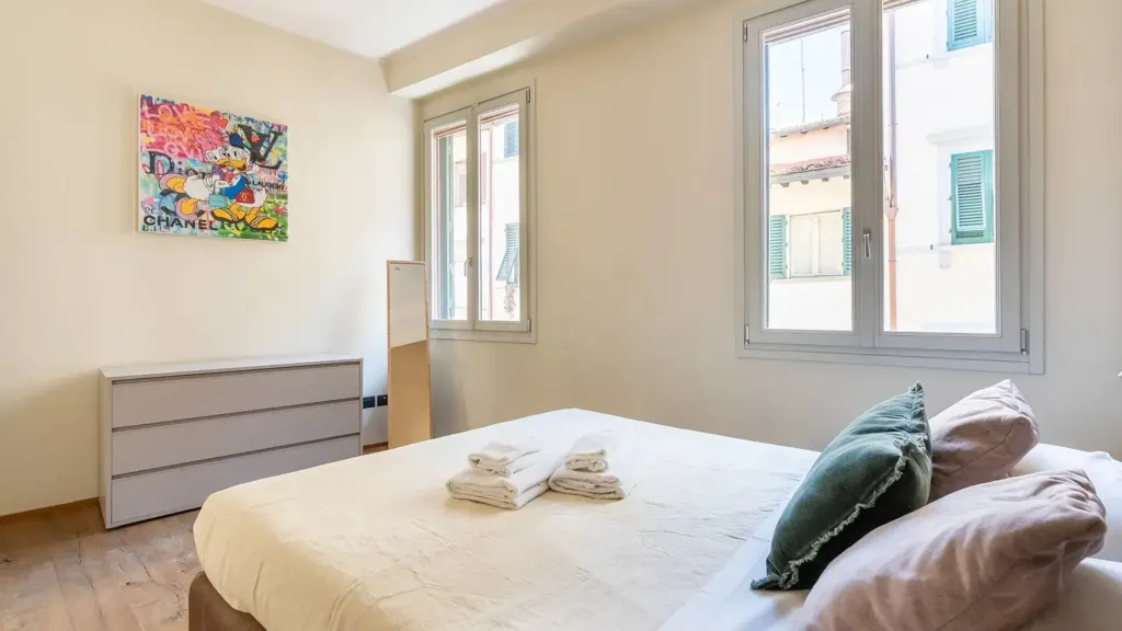Camere da letto - Modernised Trilocale in Oltrarno, Florence