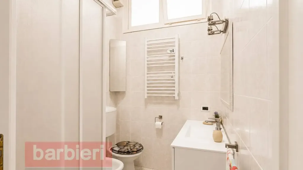 Vannitoad - Trilocale with Balcony in Cervia