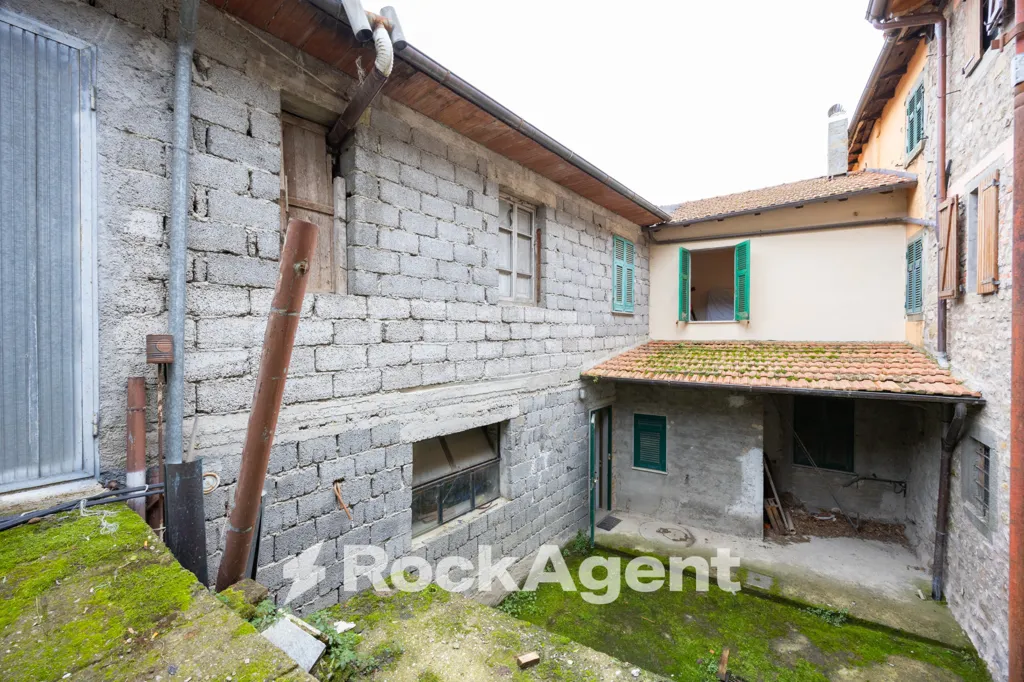Giardino - Rustic House with Metato in Villa Regnano