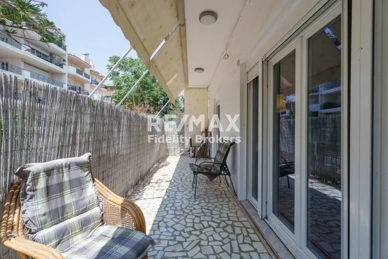 Terrass - Apartment with Balcony in Ano Glyfada