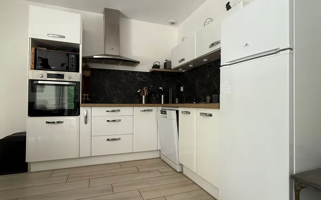 Maison 3 pièces à Lablachere