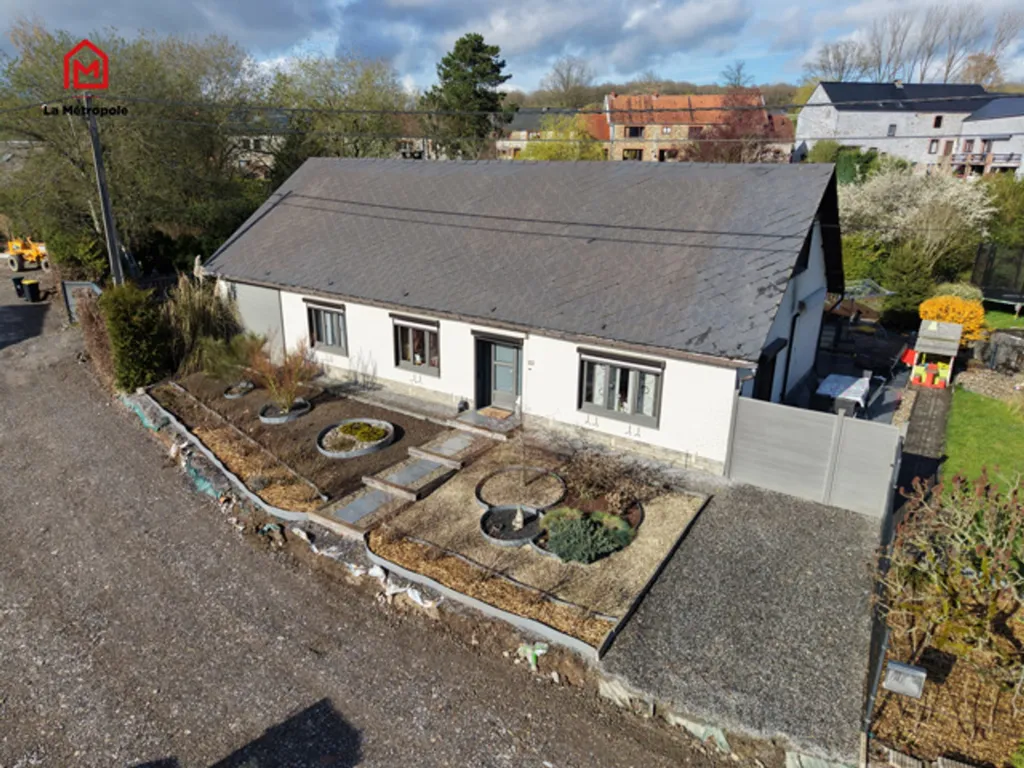 Vue aérienne - Villa de Plain-Pied avec Piscine à Biesme